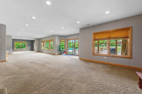 11205 Circle Lake Lane Faribault MN 55021