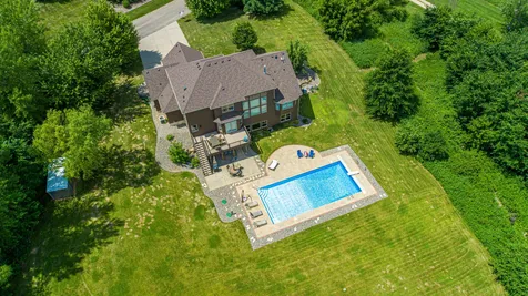11205 Circle Lake Lane Faribault MN 55021