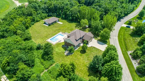 11205 Circle Lake Lane Faribault MN 55021