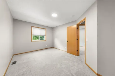 4856 Helena Lane N Oakdale MN 55128