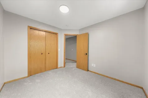 4856 Helena Lane N Oakdale MN 55128