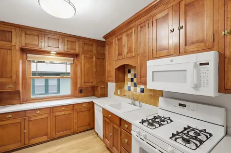 4136 Grand Avenue S Minneapolis MN 55409