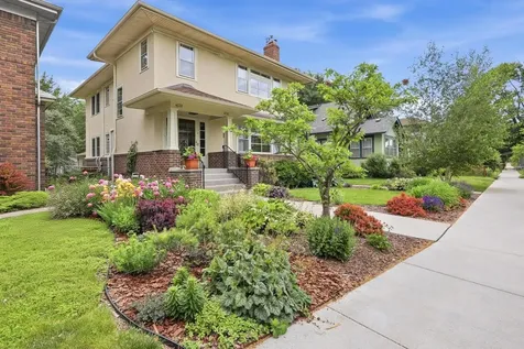 4136 Grand Avenue S Minneapolis MN 55409
