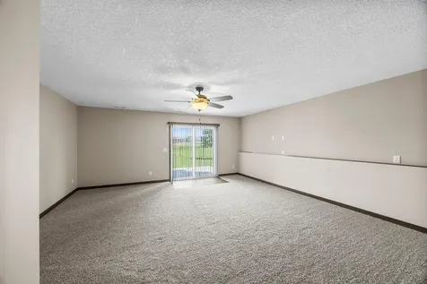 10 8th Avenue SE Isanti MN 55040