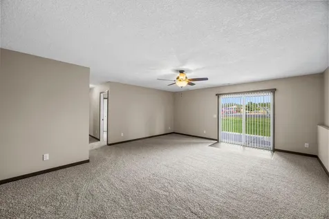 10 8th Avenue SE Isanti MN 55040