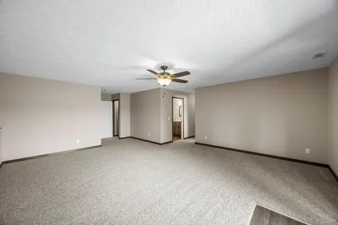 10 8th Avenue SE Isanti MN 55040