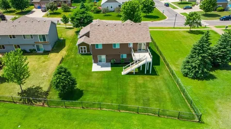 10 8th Avenue SE Isanti MN 55040