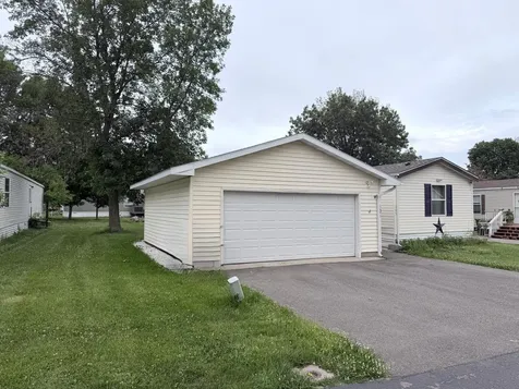 305 Mozart Avenue E Mankato MN 56001