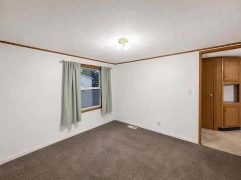 305 Mozart Avenue E Mankato MN 56001