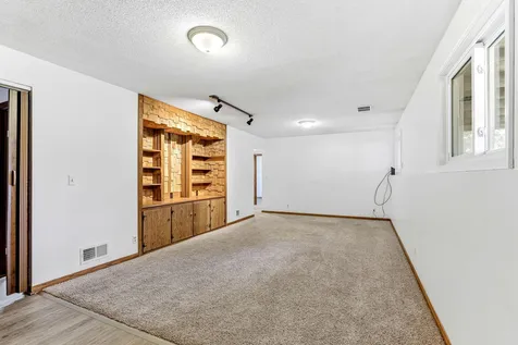 2633 Skyview Court Stillwater MN 55082
