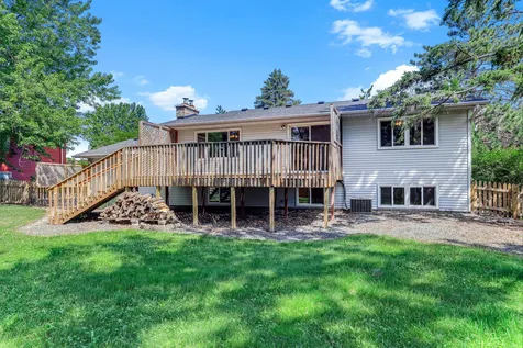 2633 Skyview Court Stillwater MN 55082