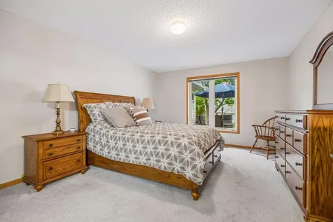 6517 Brook Lane Savage MN 55378