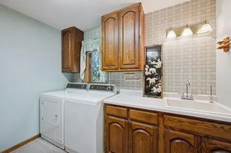 5202 Pierce Street NE Fridley MN 55421