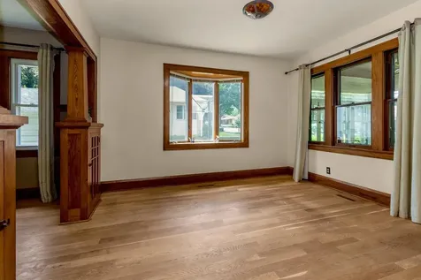 1194 Farrington Street Saint Paul MN 55117