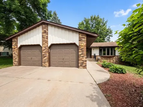 7483 Hydram Avenue S Cottage Grove MN 55016