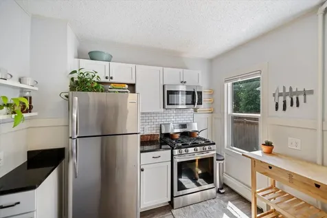 1068 Pleasant Avenue Saint Paul MN 55102