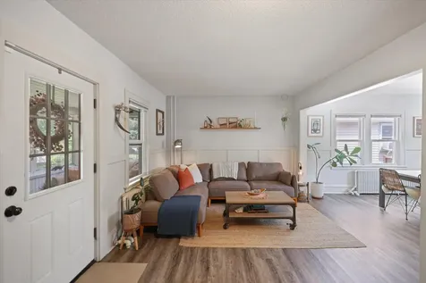 1068 Pleasant Avenue Saint Paul MN 55102