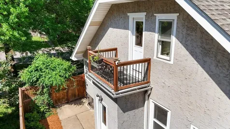 1068 Pleasant Avenue Saint Paul MN 55102