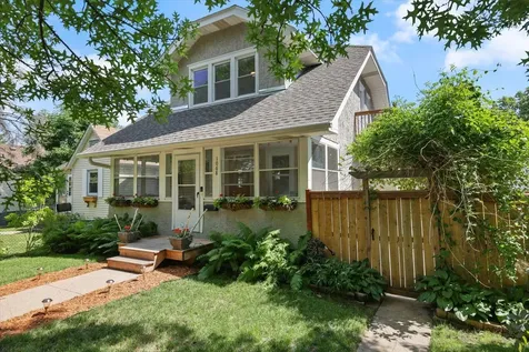 1068 Pleasant Avenue Saint Paul MN 55102