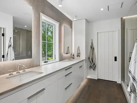 5945 Saint Johns Avenue Edina MN 55424