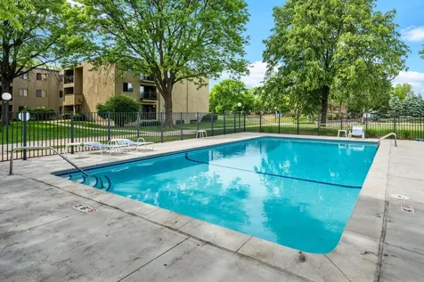 4101 Parklawn Avenue Edina MN 55435