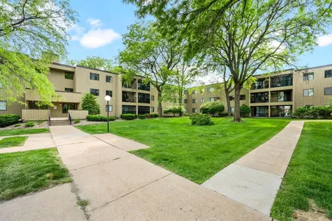 4101 Parklawn Avenue Edina MN 55435