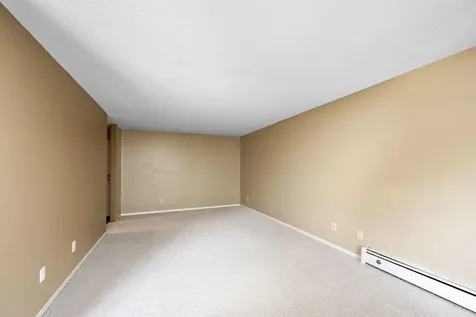 4101 Parklawn Avenue Edina MN 55435