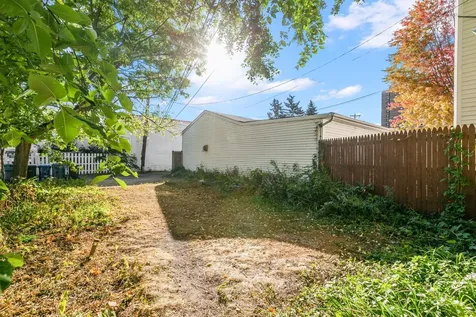 1815 Clinton Avenue Minneapolis MN 55404