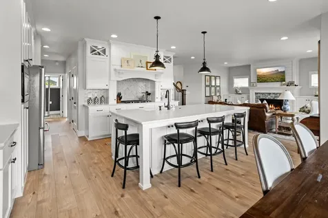 2508 Mcleod Drive E West Fargo ND 58078