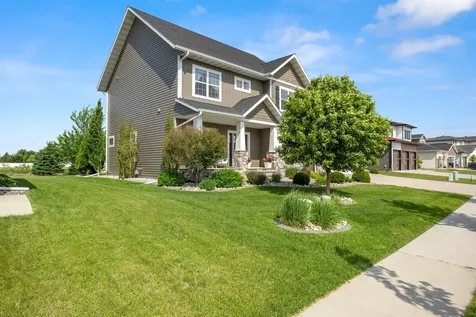 2508 Mcleod Drive E West Fargo ND 58078