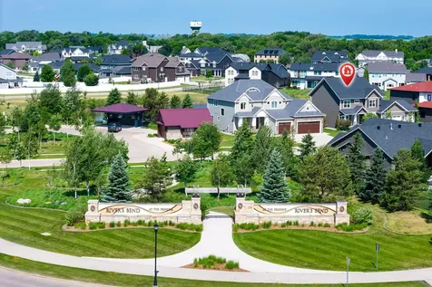 2508 Mcleod Drive E West Fargo ND 58078
