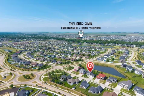 2508 Mcleod Drive E West Fargo ND 58078
