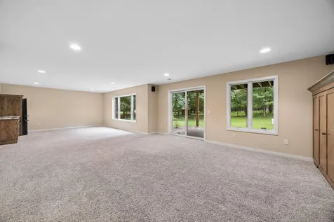 13538 Guadalcanal Street NE Andover MN 55304
