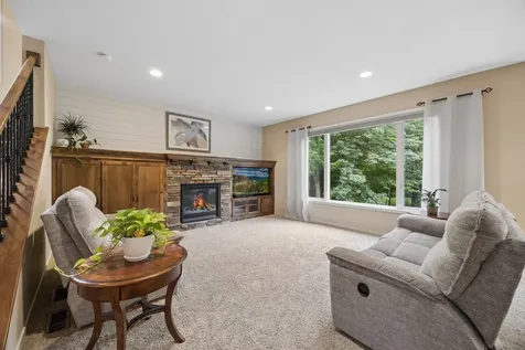 13538 Guadalcanal Street NE Andover MN 55304