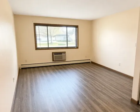 515 Abby Lane Glencoe MN 55336