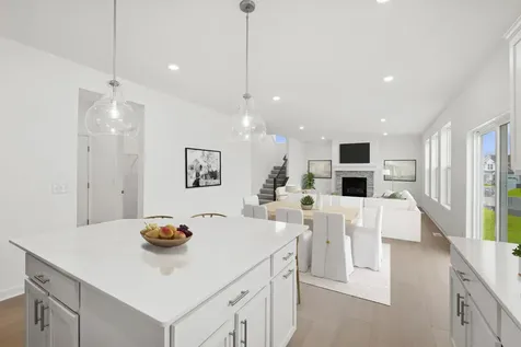 2469 Rock Elm Road Shakopee MN 55379