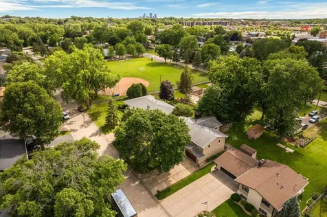 4018 Shamrock Drive NE Saint Anthony MN 55421