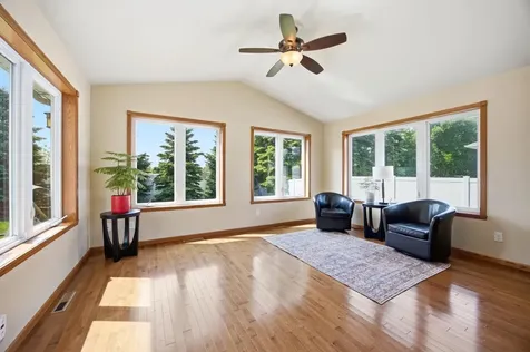 965 18th Avenue Circle N Moorhead MN 56560
