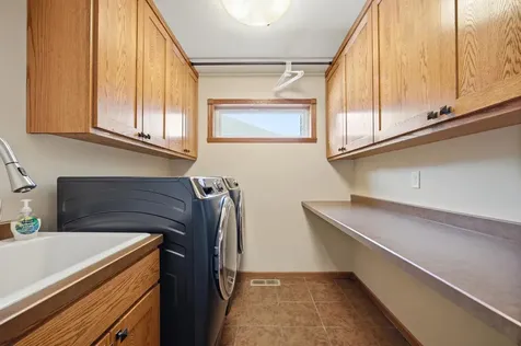 965 18th Avenue Circle N Moorhead MN 56560