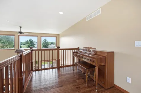 965 18th Avenue Circle N Moorhead MN 56560