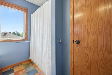 965 18th Avenue Circle N Moorhead MN 56560