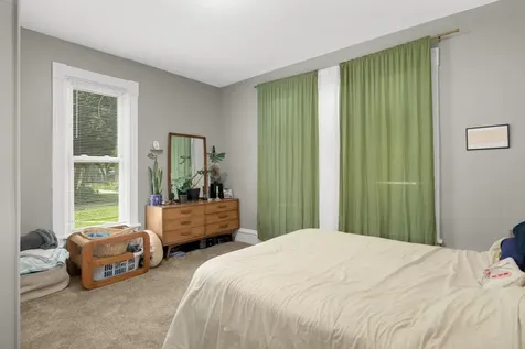 922 NE 18 1/2 Avenue NE Minneapolis MN 55418