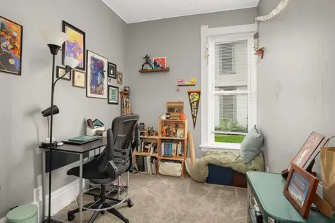 922 NE 18 1/2 Avenue NE Minneapolis MN 55418
