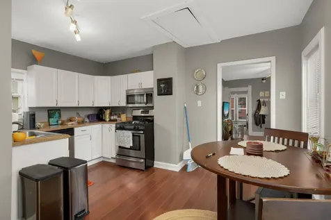 922 NE 18 1/2 Avenue NE Minneapolis MN 55418