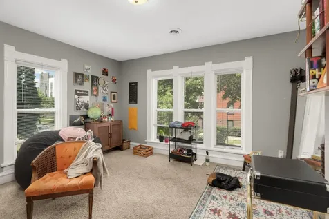 922 NE 18 1/2 Avenue NE Minneapolis MN 55418