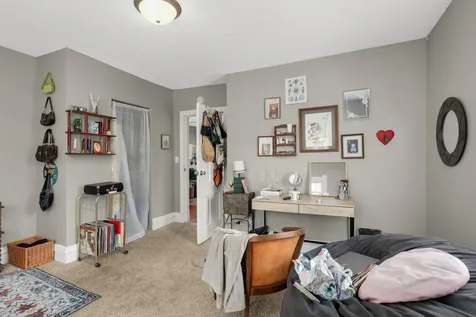 922 NE 18 1/2 Avenue NE Minneapolis MN 55418