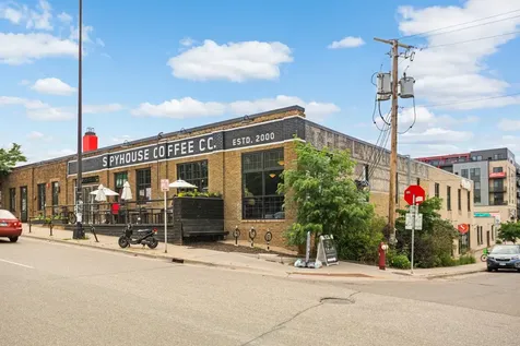 922 NE 18 1/2 Avenue NE Minneapolis MN 55418