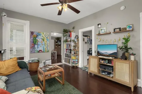 922 NE 18 1/2 Avenue NE Minneapolis MN 55418