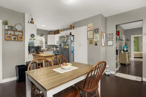 922 NE 18 1/2 Avenue NE Minneapolis MN 55418