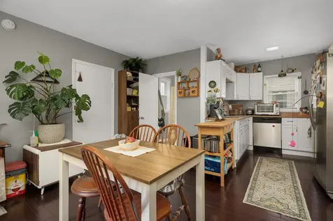 922 NE 18 1/2 Avenue NE Minneapolis MN 55418